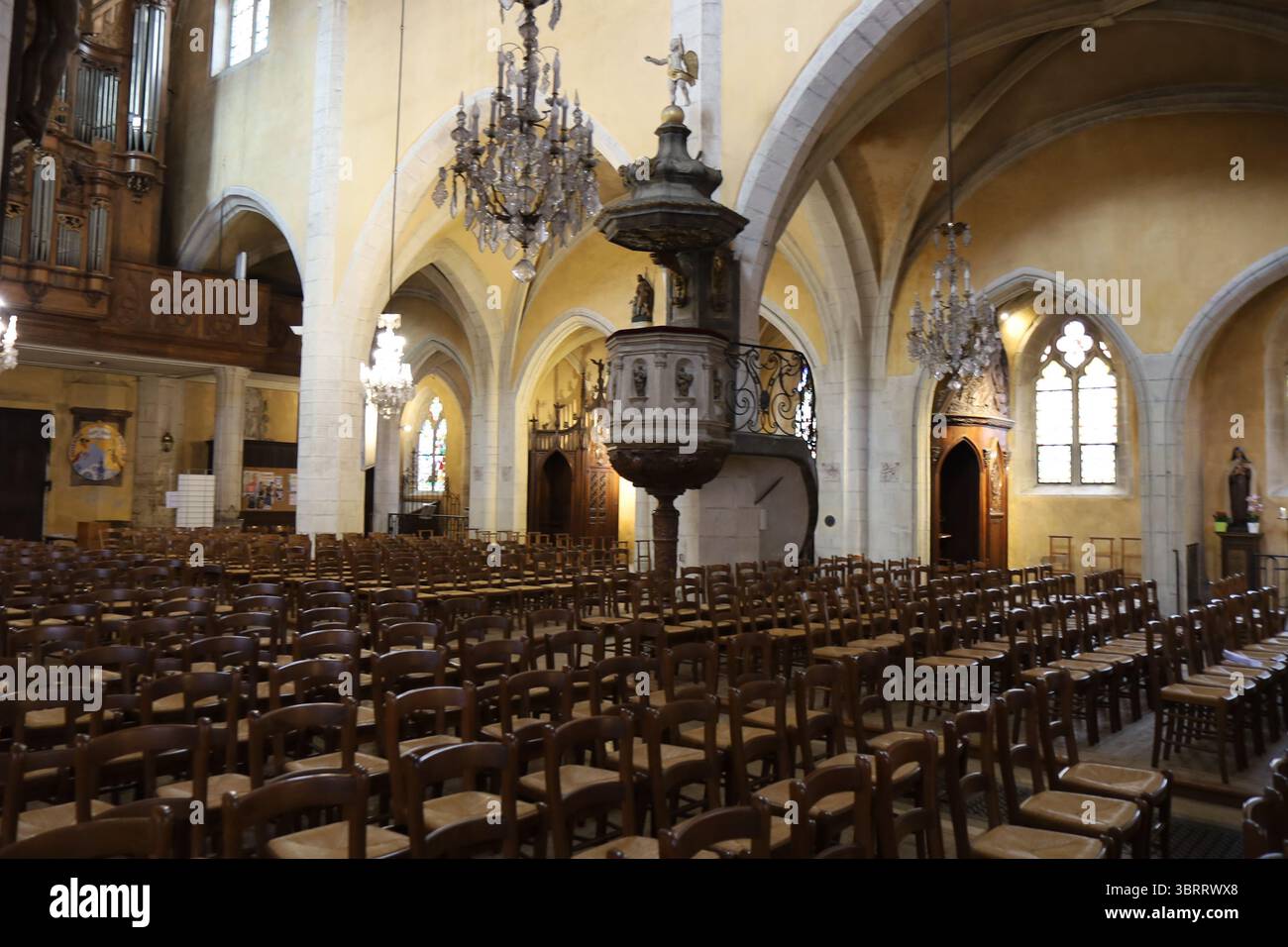 Basilique notre-Dame, une basilique gothique-Renaissance, dans la ville de Gray, département de la haute-Saône, France Banque D'Images