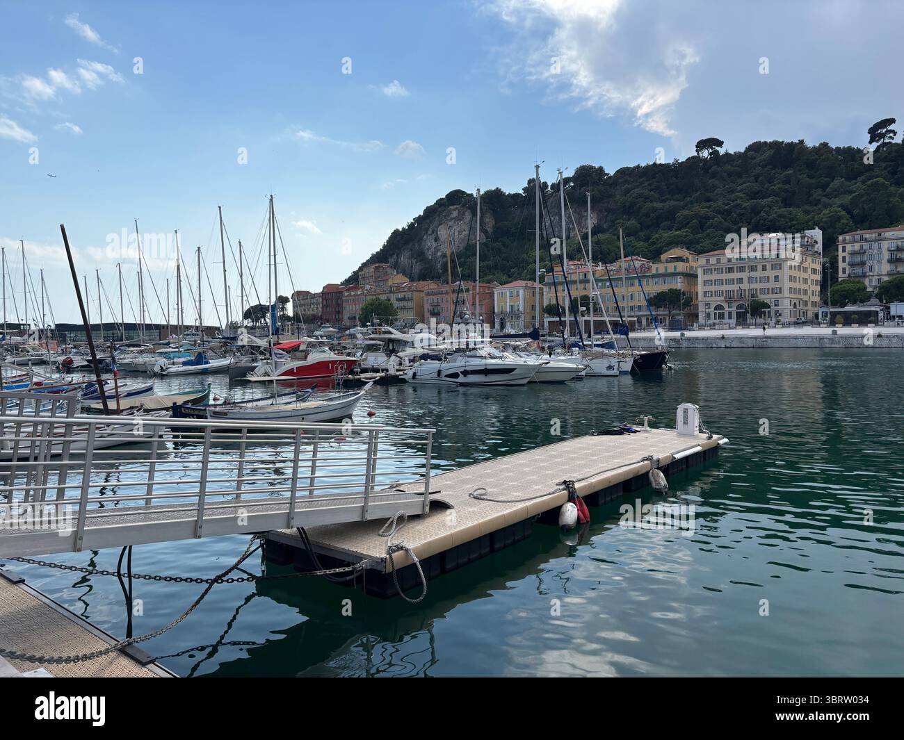 Port de Nice, Quai des deux Emmanuaels. Banque D'Images