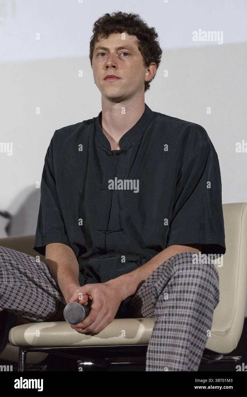 23 juin 2018 - Yokohama, Japon - L'acteur français Finnegan Oldfield assiste à un talk-show pour le film ''Marvin ou la belle education'' pendant le Festival du film Français au Japon 2018 à Yokohama, Japon. Après la projection du film ''Marvin ou la belle éducation'', la réalisatrice Anne Fontaine et l'acteur Finnegan Oldfield ont échangé leurs points de vue et répondu aux questions des médias et des fans dans le cadre du Festival du film Français au Japon 2018 qui s'est tenu jusqu'au 24 juin. (Crédit image : © Rodrigo Reyes Marin/via ZUMA Wire via ZUMA Wire) Banque D'Images