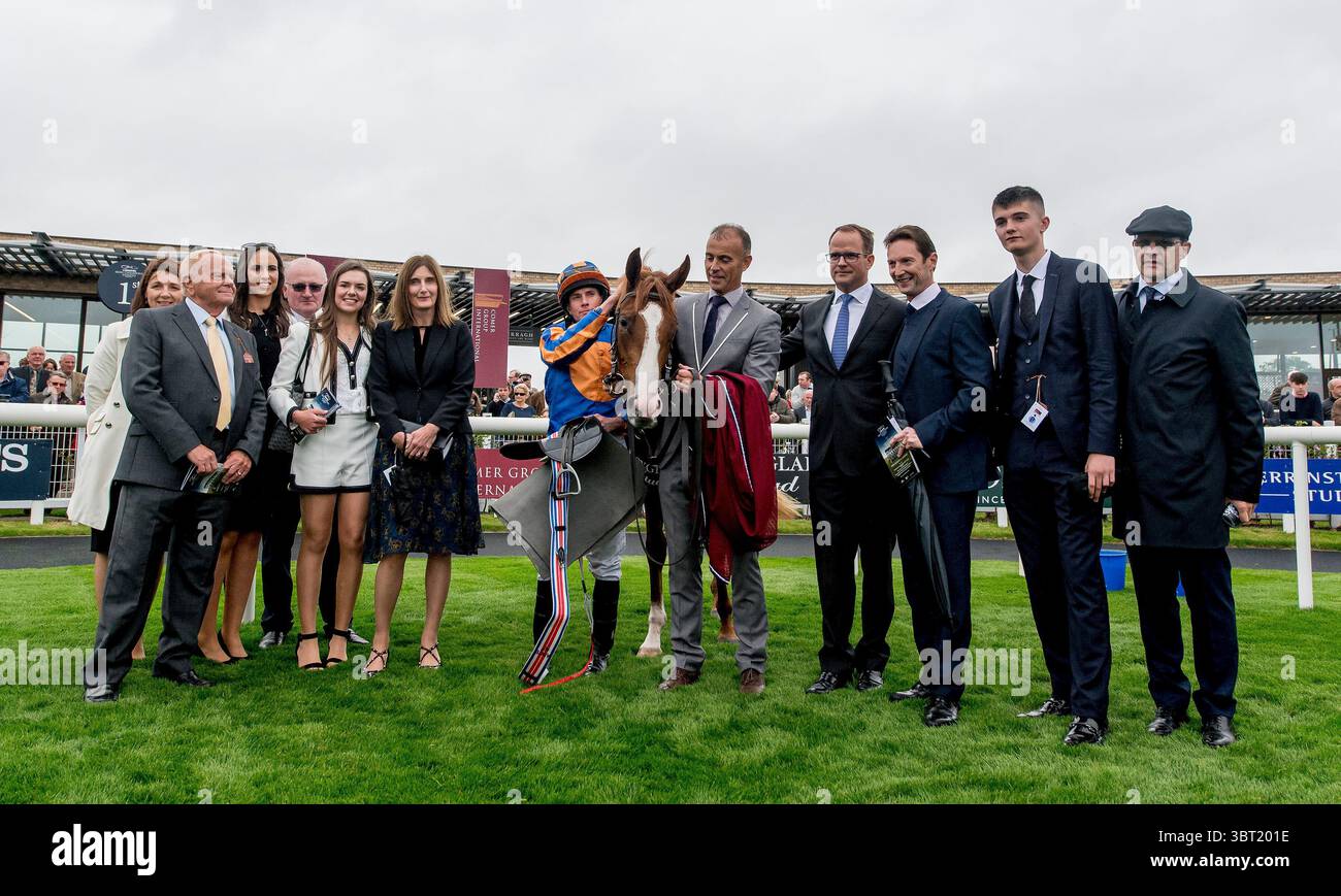 15 septembre 2019, Curragh, Curragh, États-Unis : 15 septembre, 2019 : la victoire Connections for Love est célébrée après avoir remporté les Moyglare Stud Stakes lors de la deuxième journée du week-end des Irish Champions au Curragh à Curragh, en Irlande. Scott Serio/Eclipse Sportswire/CSM(image de crédit : &copy ; Scott Serio/CSM via ZUMA Wire) Banque D'Images