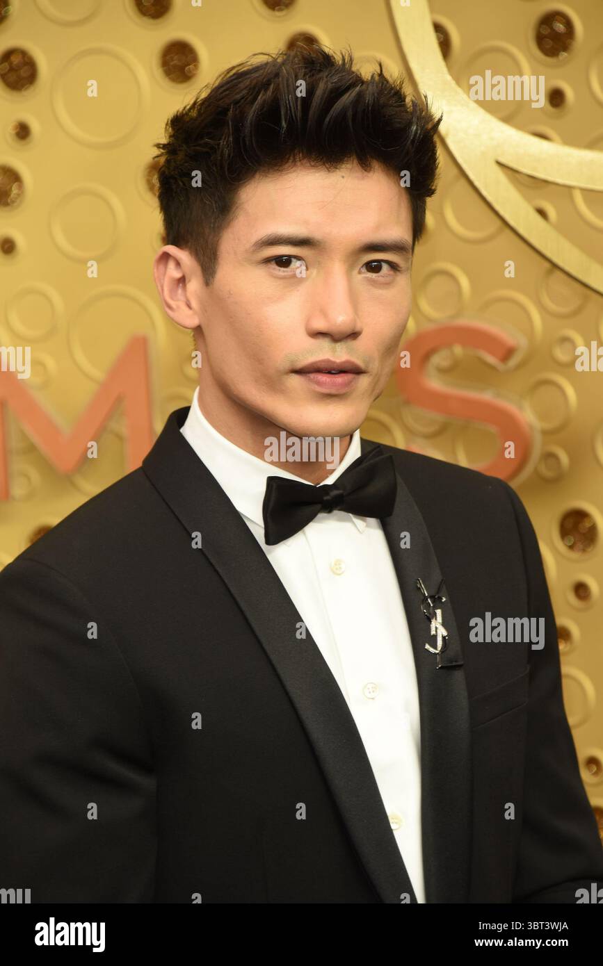22 septembre 2019, Los Angeles, CA, États-Unis : LOS ANGELES - 22 septembre : Manny Jacinto aux Primetime Emmy Awards - arrivées au Microsoft Theater le 22 septembre 2019 à Los Angeles, CA (crédit image : © Kathy Hutchins via ZUMA Wire) Banque D'Images