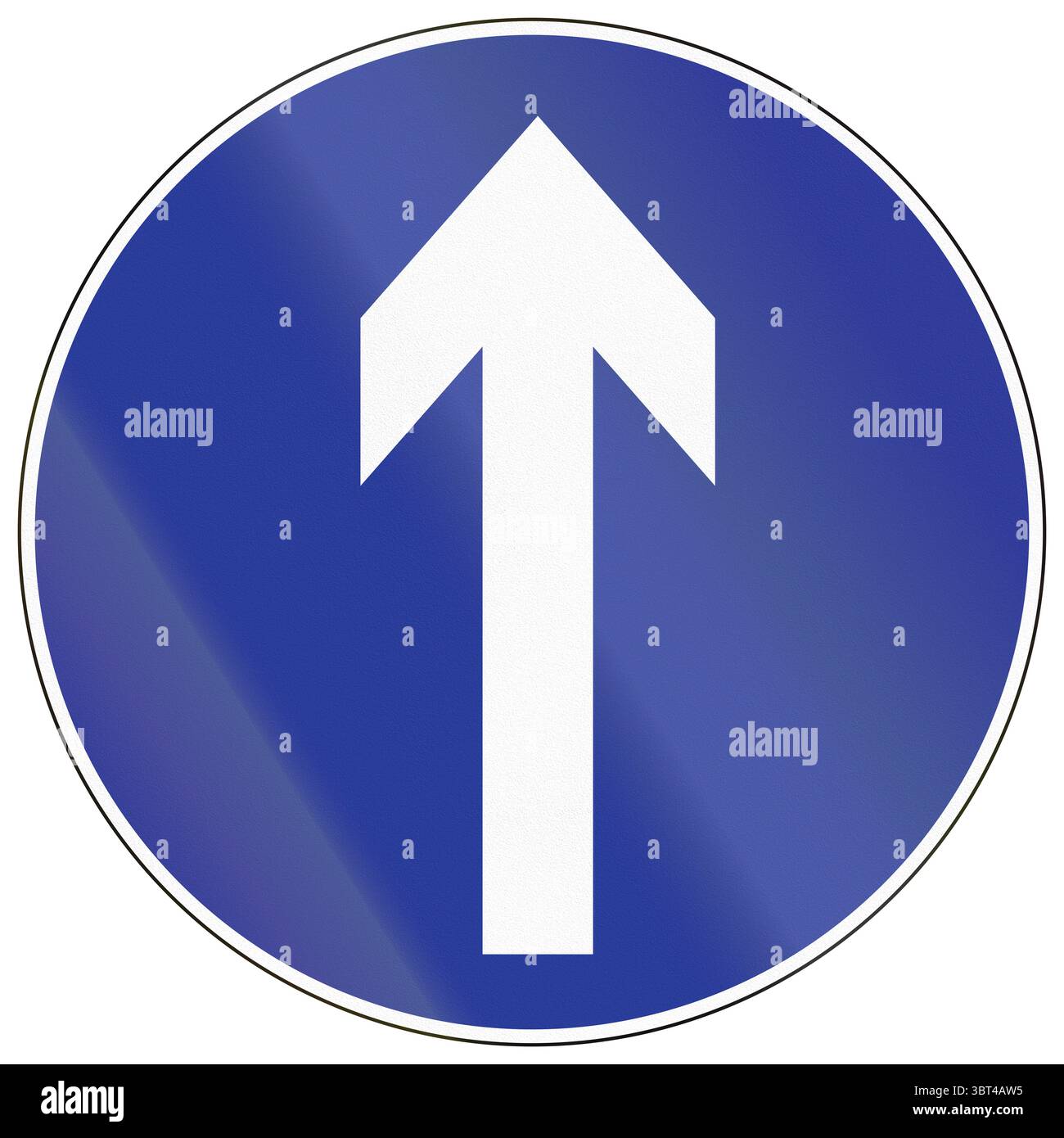 Panneau routier en Chine - continuez tout droit. Banque D'Images