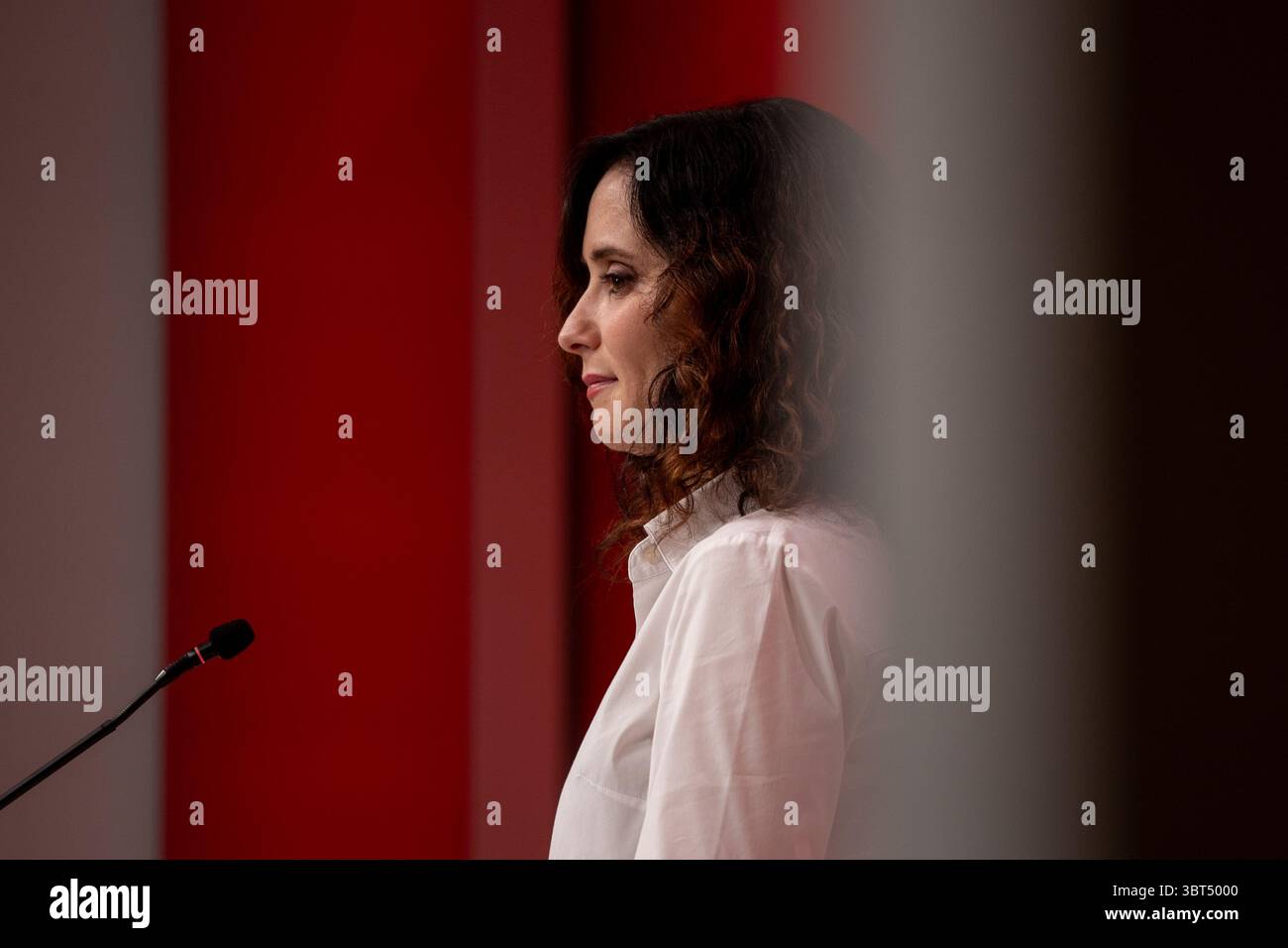 Madrid, Espagne. 14 juillet 2025. Isabel Díaz Ayuso, Présidente de la Communauté de Madrid, intervient lors d'une conférence de presse au siège de la Communauté à Puerta del sol. Crédit : D. Canales Carvajal/Alamy Live News Banque D'Images