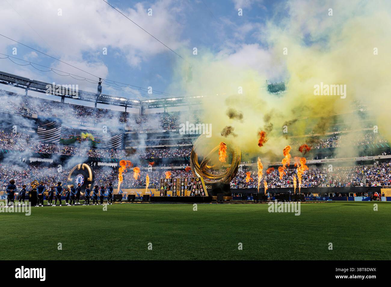 New Jersey - 13 juillet : vue générale à l'intérieur du stade lors de la cérémonie d'avant-match finale avant le match de la Coupe du monde des clubs de la FIFA 2025 entre Chelsea Banque D'Images