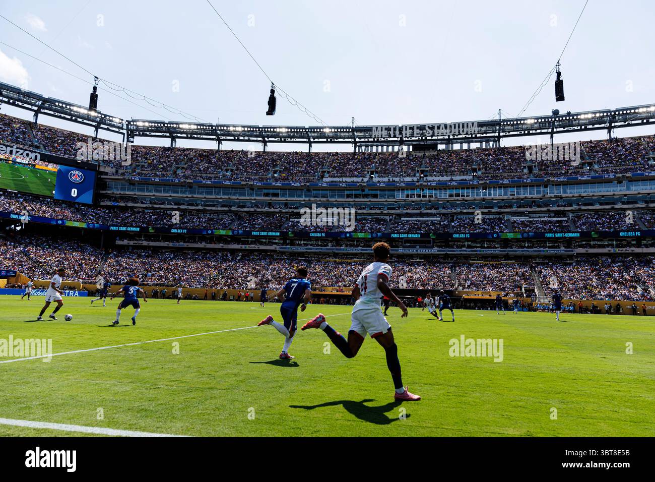 New Jersey - 13 juillet : vue générale du stade MetLife lors de la finale de la Coupe du monde des clubs FIFA 2025 entre Chelsea FC et le Paris Saint-Germain A. Banque D'Images New Jersey - 13 juillet : vue générale du stade MetLife lors de la finale de la Coupe du monde des clubs FIFA 2025 entre Chelsea FC et le Paris Saint-Germain A. Banque D'Images
