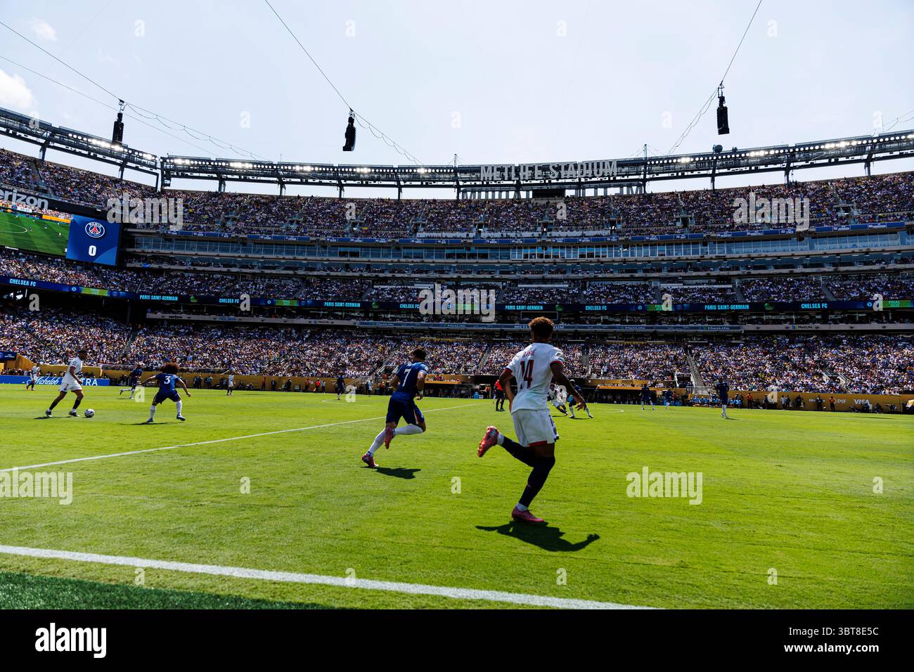 New Jersey - 13 juillet : vue générale du stade MetLife lors de la finale de la Coupe du monde des clubs FIFA 2025 entre Chelsea FC et le Paris Saint-Germain A. Banque D'Images New Jersey - 13 juillet : vue générale du stade MetLife lors de la finale de la Coupe du monde des clubs FIFA 2025 entre Chelsea FC et le Paris Saint-Germain A. Banque D'Images