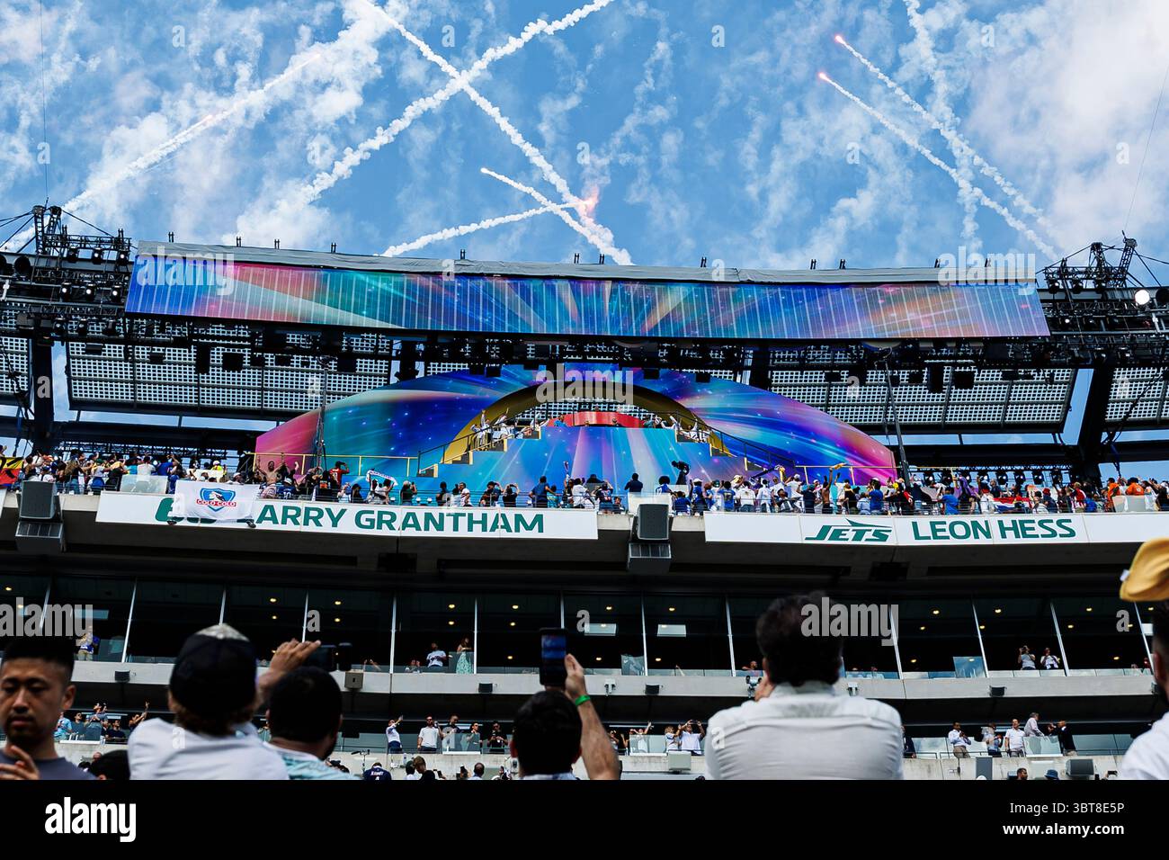 New Jersey - 13 juillet : vue d'ensemble du spectacle de la mi-temps lors de la finale de la Coupe du monde des clubs FIFA 2025 entre le Chelsea FC et le Paris Saint-Germain AT Banque D'Images