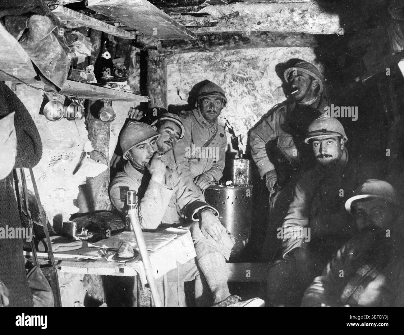 Première ligne française creusée. Ravin de Souchez . 1915 Banque D'Images