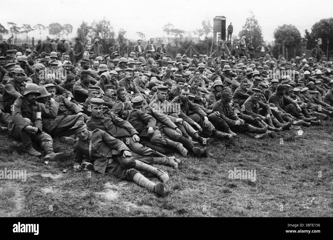 Prisonniers pris dans la bataille de Messines Ridge . 1917 Banque D'Images
