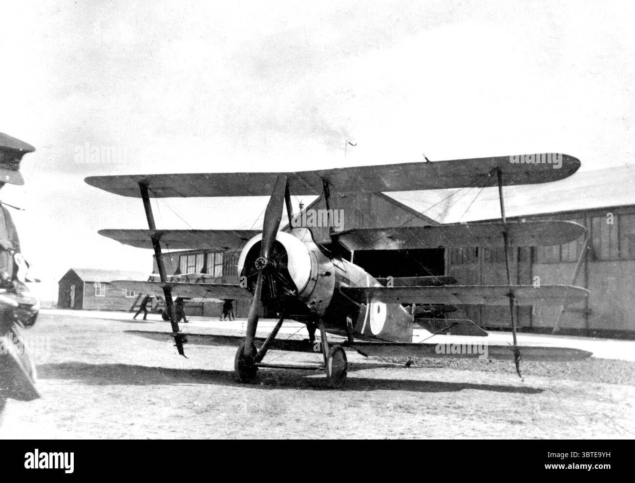 Première Guerre mondiale - Aviation Un British Armstrong Whitworth F.K.10, un avion de chasse quadruplan à deux places (c.-à-d. quatre ailes). seulement 10 ont été construits en 1916 Banque D'Images Première Guerre mondiale - Aviation Un British Armstrong Whitworth F.K.10, un avion de chasse quadruplan à deux places (c.-à-d. quatre ailes). seulement 10 ont été construits en 1916 Banque D'Images