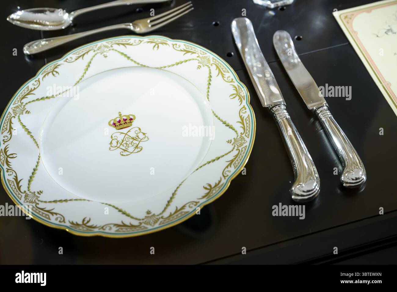 Den Haag, pays-Bas, 2025-07-15 09 :58 :16 LA HAYE, 15 juillet 2025, Palais Noordeinde. Palais Noordeinde et écuries royales. Les visiteurs peuvent visiter le palais de travail du roi et en apprendre davantage sur la riche histoire de ce patrimoine culturel. Cette année, une attention particulière est accordée au 200e anniversaire des collections royales, avec une sélection d’objets de la collection. PHOTO : NLBeeld/Patrick van EMST crédit : NL Beeld/Patrick van EMST Banque D'Images