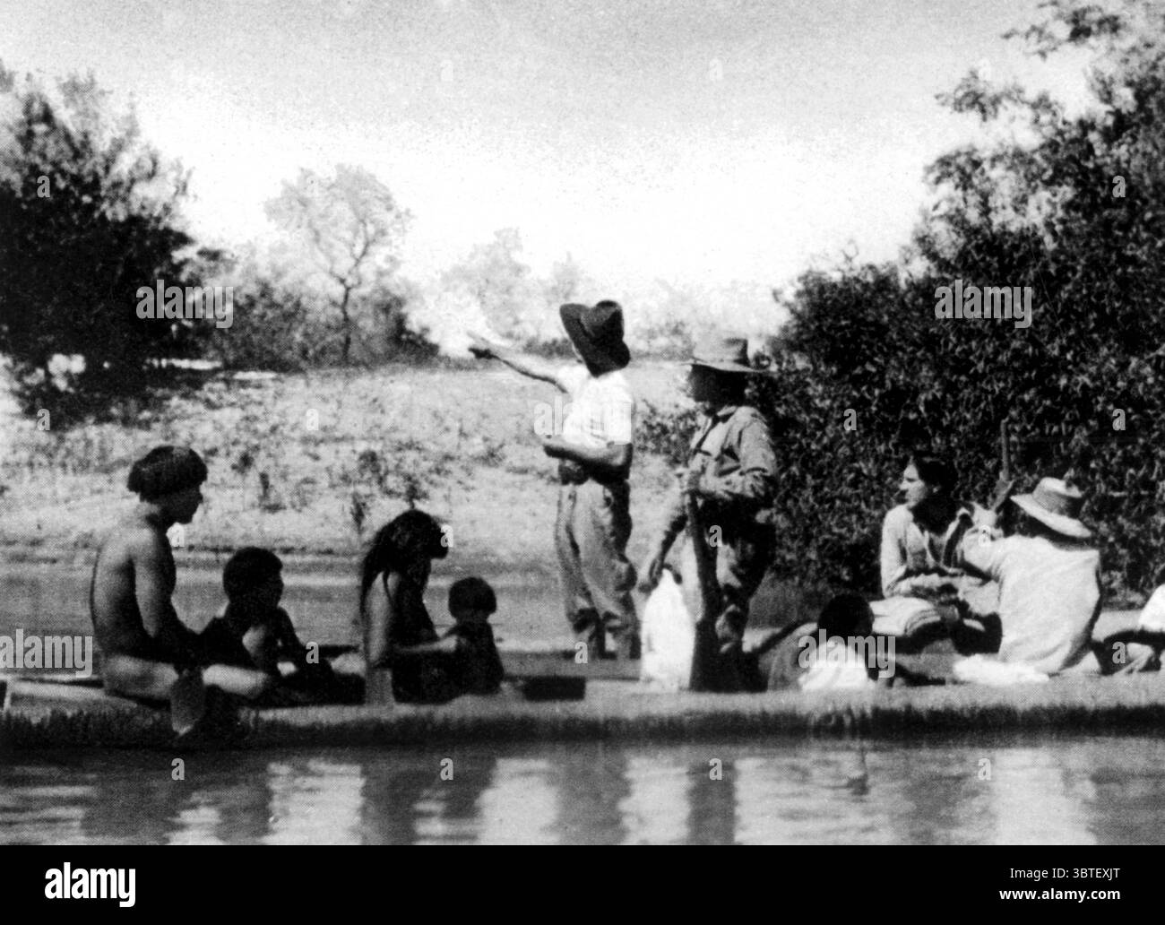 Vol d'un groupe d'explorateurs et d'une famille d'indigènes sur la rivière où le colonel Percy Fawcett a été vu pour la dernière fois avant sa disparition Banque D'Images
