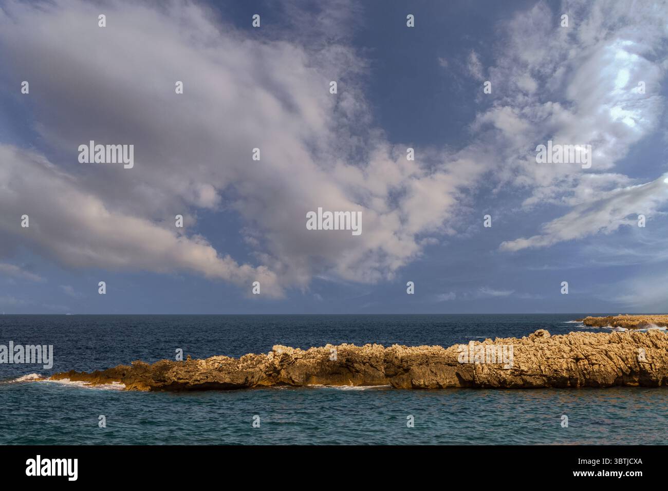 Photo panoramique de la splendide côte sicilienne Banque D'Images