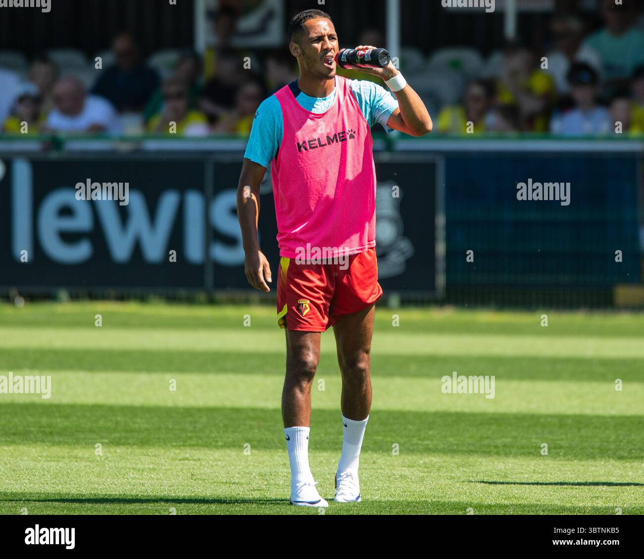 Tom Ince avant Watford vs AFC Wimbledon amical 12/07/25 Banque D'Images