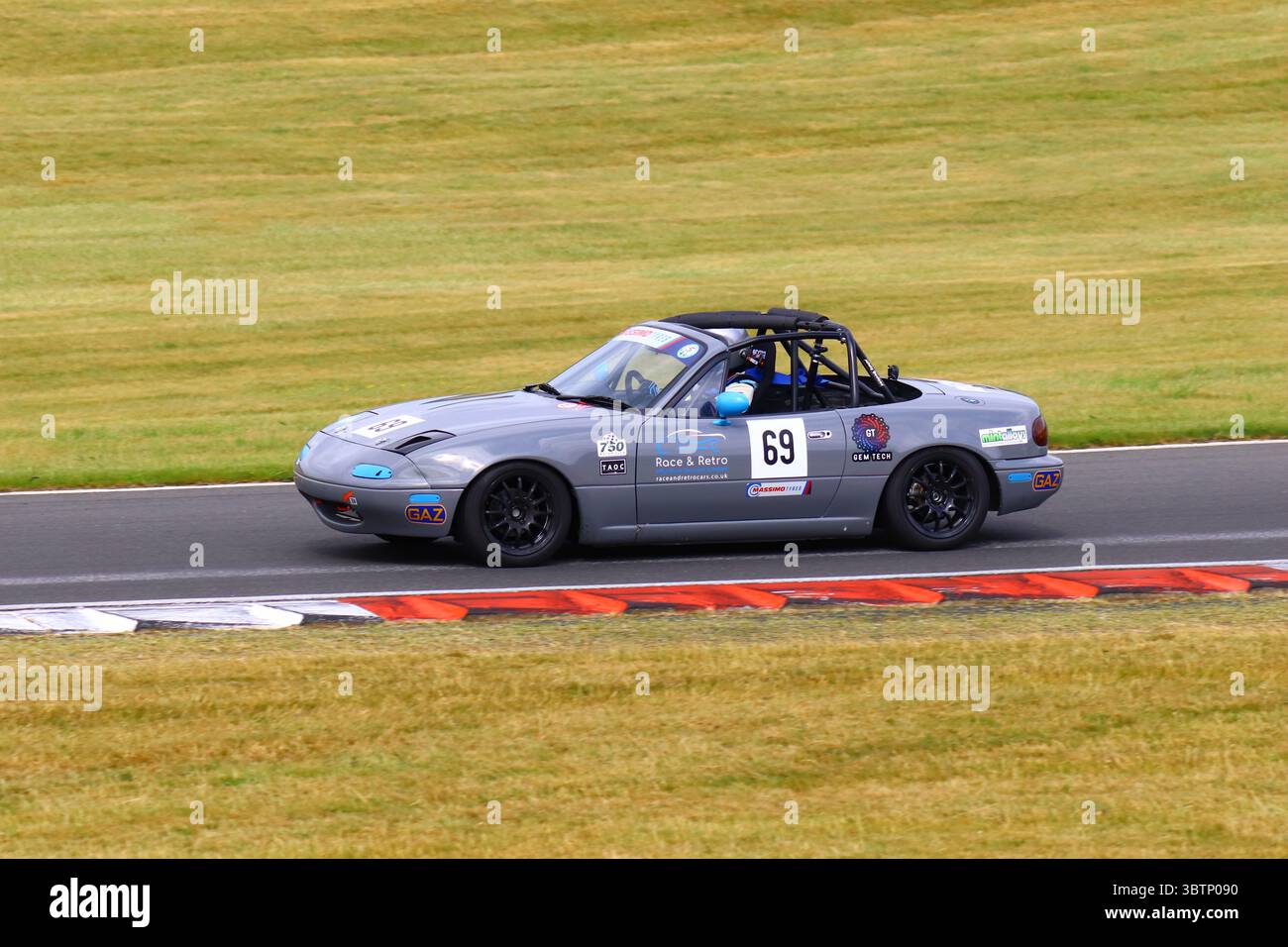 750 Motor Club à Cadwell Park Banque D'Images