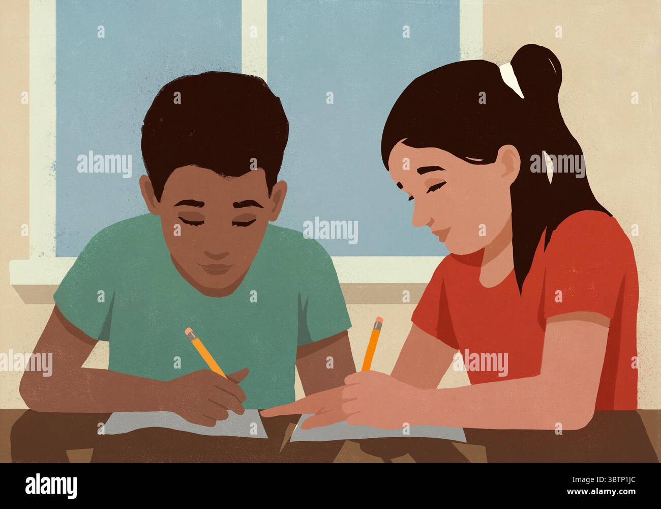 Étudiants multiraciaux faisant leurs devoirs les uns à côté des autres en classe Banque D'Images