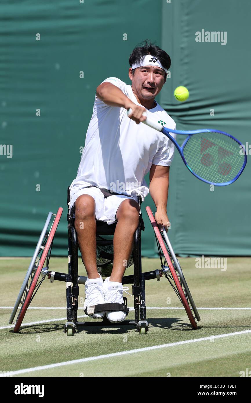 Zhenxu Ji de Chine dans les championnats masculins en fauteuil roulant Wimbledon en simple 2025 Banque D'Images