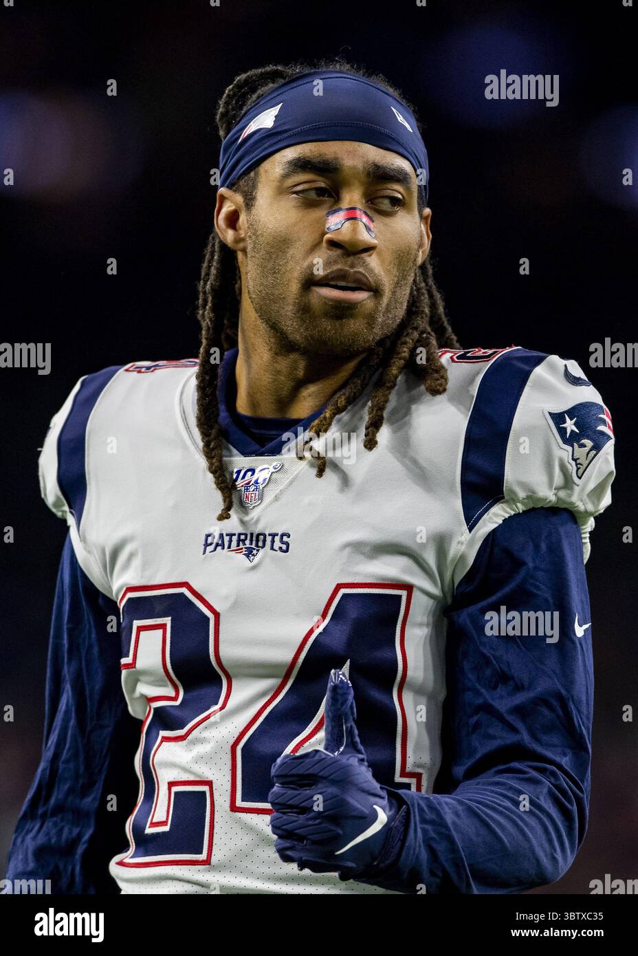 1er décembre 2019, Houston, Texas, États-Unis : 1er décembre 2019 : le cornerback des Patriots de la Nouvelle-Angleterre Stephon Gilmore (24 ans) avant le début du match contre les Texans de Houston au NRG Stadium de Houston, Texas. (Crédit image : © Maria Lysaker/ZUMA Wire) Banque D'Images