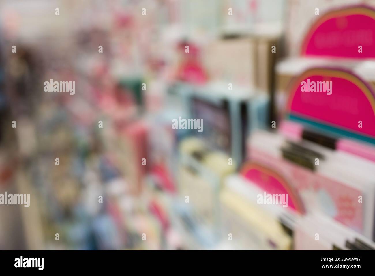 Image floue de cartes de vœux dans la boutique Banque D'Images