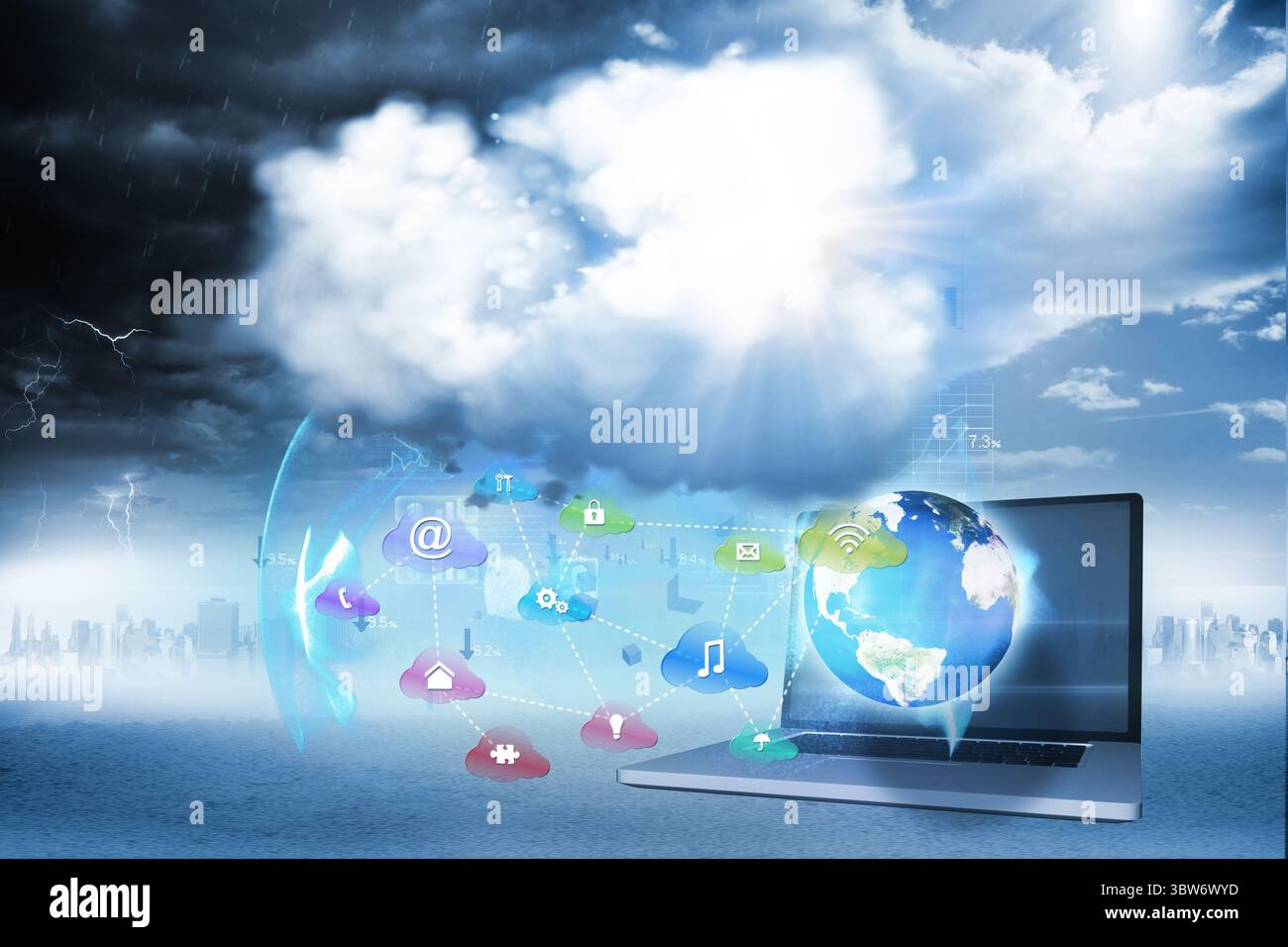 Ordinateur portable de conception plate flotte sur l'eau tout en projetant le globe avec des icônes de nuage sous le ciel orageux Banque D'Images Ordinateur portable de conception plate flotte sur l'eau tout en projetant le globe avec des icônes de nuage sous le ciel orageux Banque D'Images