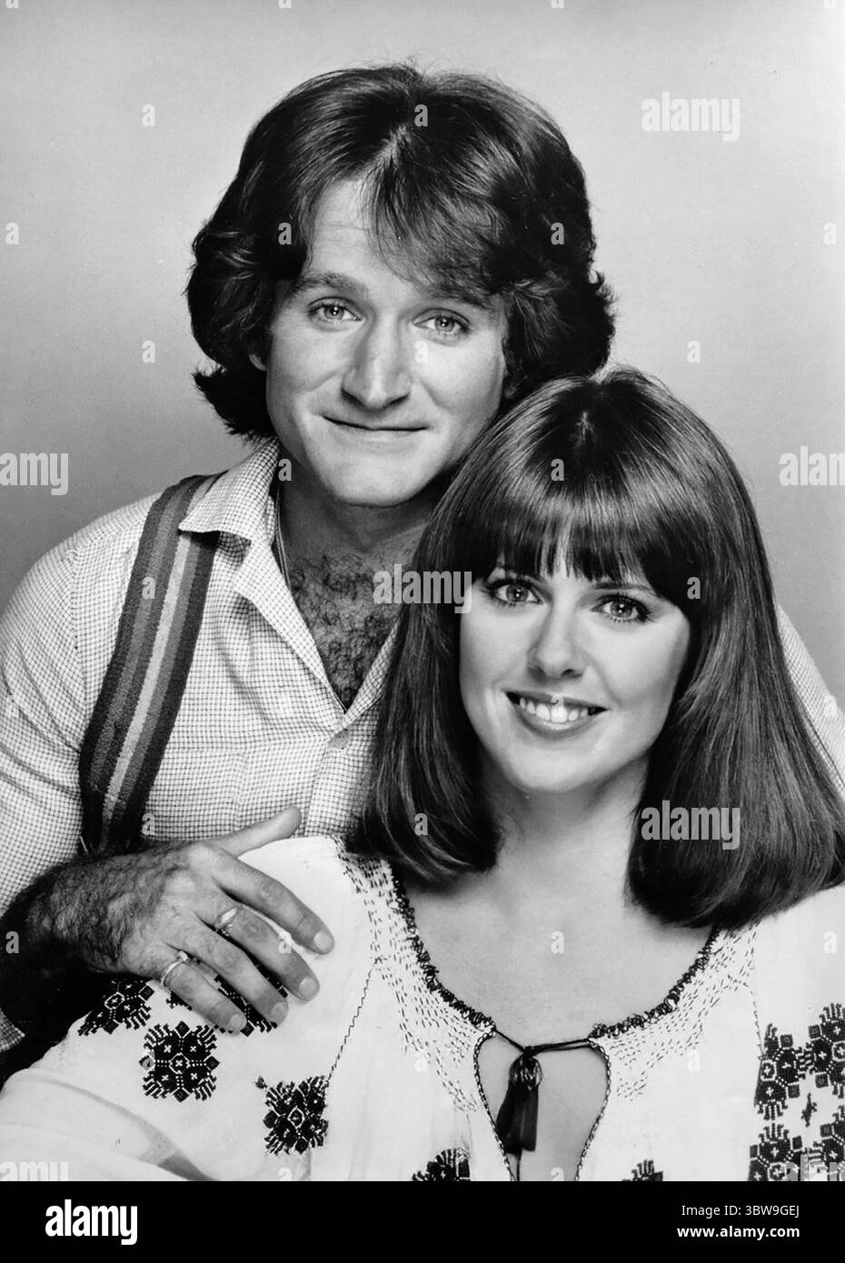 Mork et Mindy. Portrait de Robin Williams et PAM Dawber tiré de la série télévisée Mork et Mindy, photo publicitaire, 1978 Banque D'Images
