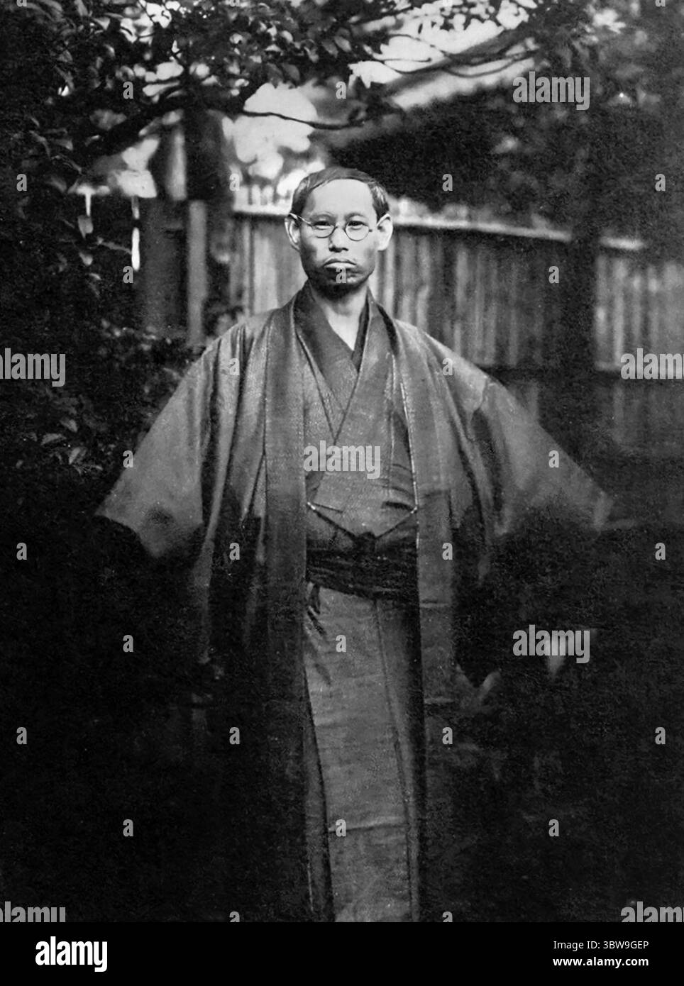 Ohara Koson. Portrait du graveur japonais Ohara Koson (aussi Ohara Hōson, Ohara Shōson : 1877-1945) vers 1930 Banque D'Images