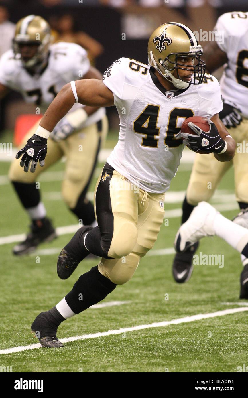 21 août 2010 : Ladell Betts (46 ans) court le ballon pendant le match de pré-saison entre les Saints de la Nouvelle-Orléans et les Chargers de San Diego au Superdome de Louisiana à la Nouvelle-Orléans, en Louisiane. Les saints ont gagné 36-21. (Crédit image : © Don page/ZUMA Wire) Banque D'Images