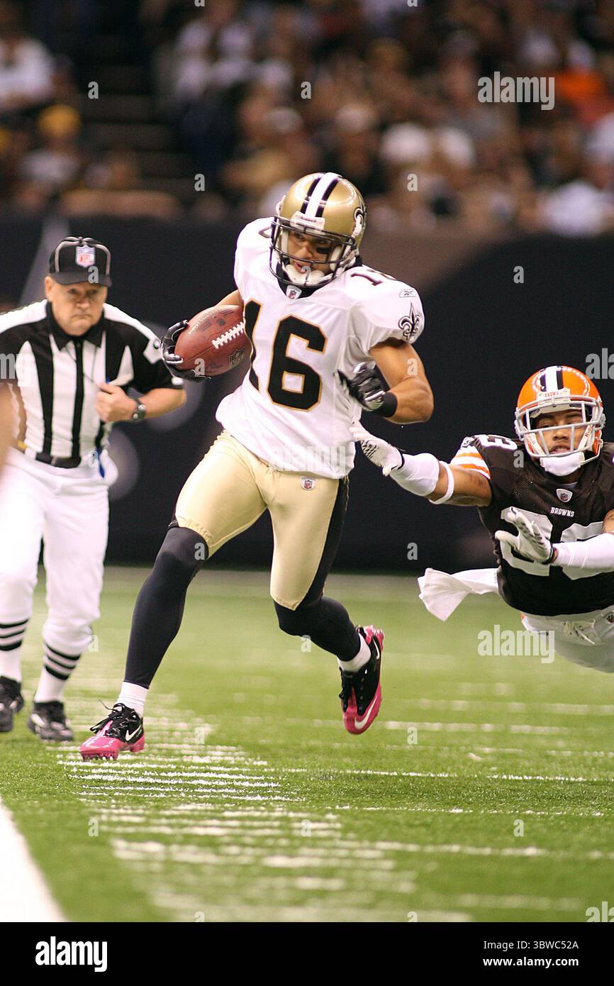 24 octobre 2010 : lance Moore (16 ans), le receveur des Saints de la Nouvelle-Orléans, lors d'un match d'action entre les Saints de la Nouvelle-Orléans et les Browns de Cleveland au Superdome de Louisiana à la Nouvelle-Orléans, en Louisiane. Browns gagne 30-17. (Crédit image : © Don page/ZUMA Wire) Banque D'Images