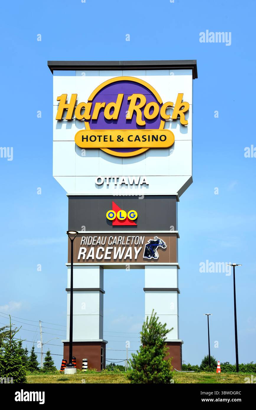 Ottawa, Canada - 16 juillet 2025 : le nouveau Hard Rock Hotel and Casino a ouvert ses portes le 3 juillet Le nouvel emplacement dispose d'un Casino, un Hôtel avec 150 chambres, 1 Banque D'Images
