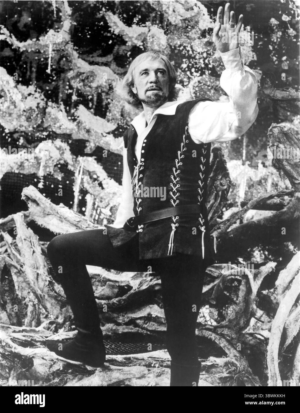 Richard Harris portant un costume historique (crédit image : © Movie Star News via ZUMA Press Wire Service) Banque D'Images