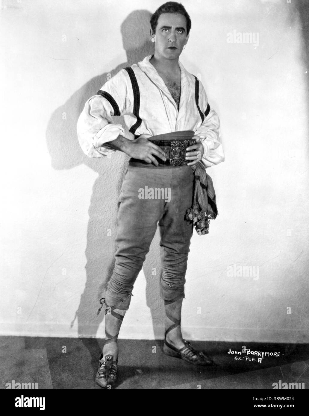 John Barrymore portant un costume d'époque (crédit image : © Movie Star News via ZUMA Press Wire Service) Banque D'Images