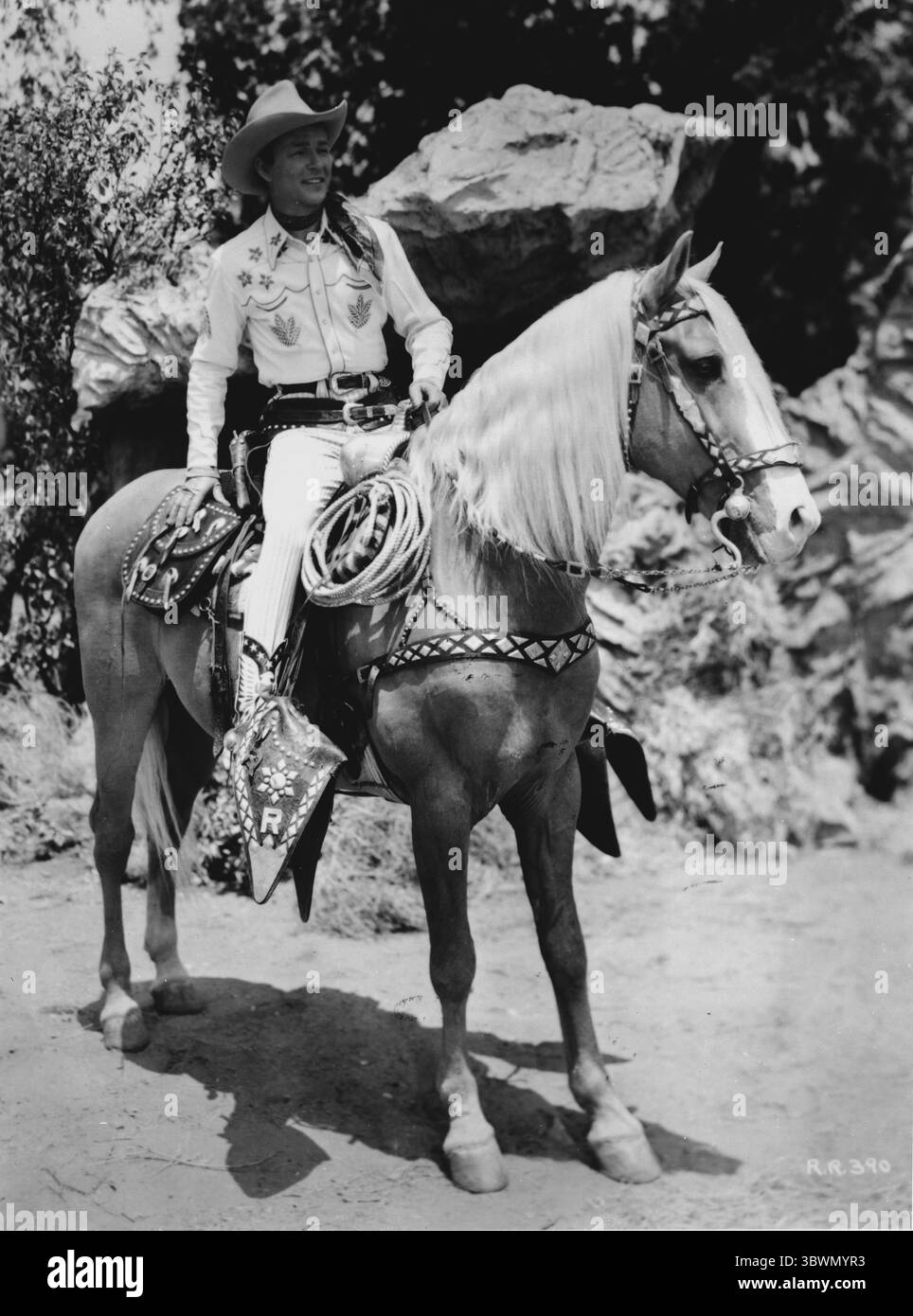 Roy Rogers dans un costume de cow-boy avec un cheval (crédit image : © Movie Star News via ZUMA Press Wire Service) Banque D'Images