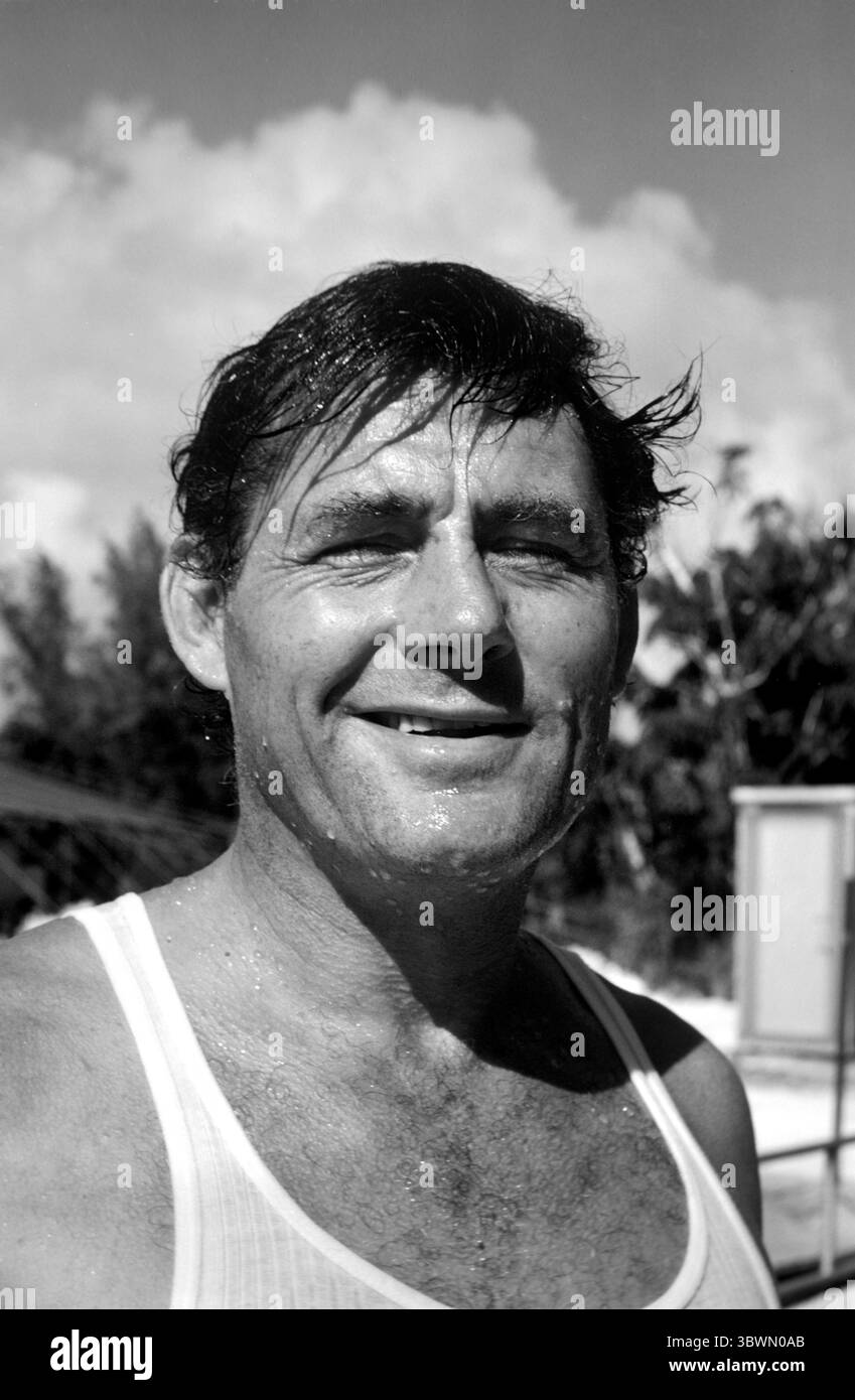 Robert Shaw portant un débardeur à l'extérieur (crédit image : © Movie Star News via ZUMA Press Wire Service) Banque D'Images