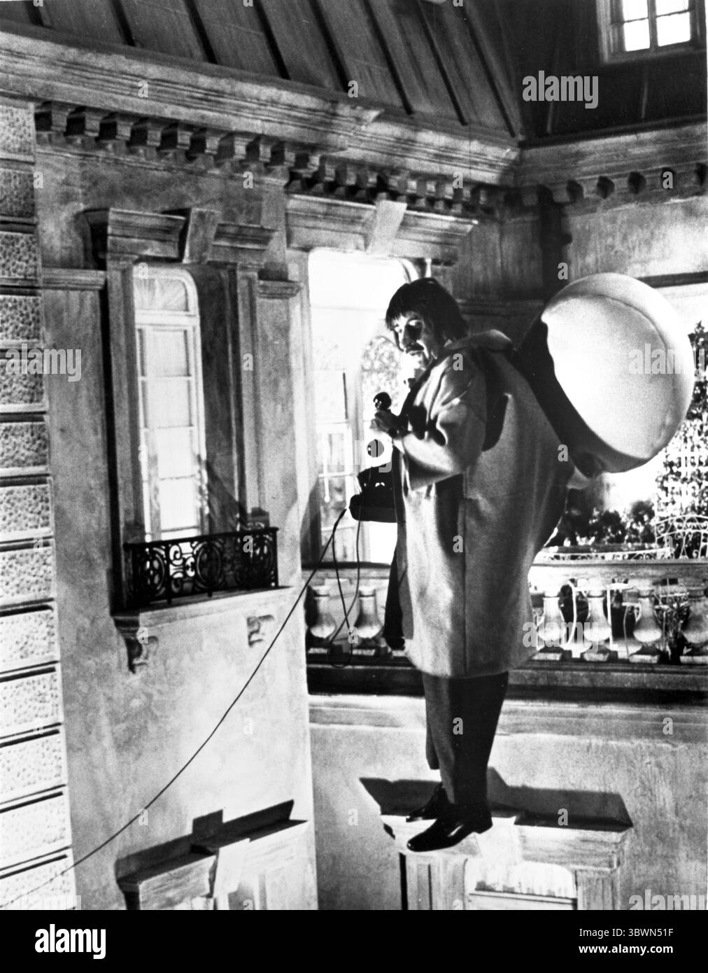 Photo de Peter Sellers portant un costume de bourdon (image de crédit : © Movie Star News via ZUMA Press Wire Service) Banque D'Images