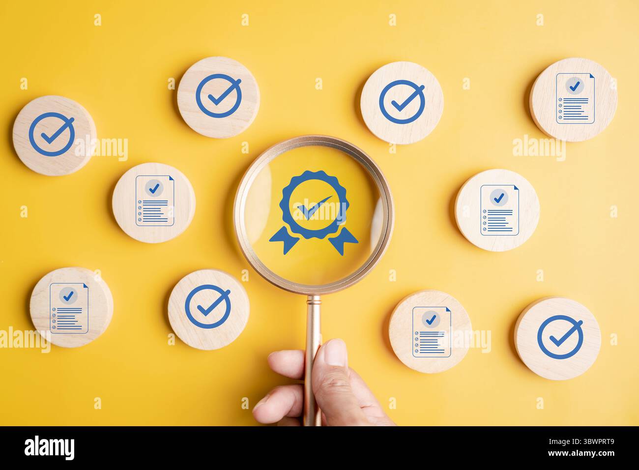 Liste de contrôle du certificat de contrôle qualité approbation de la gestion des documents, conformité, performance Banque D'Images