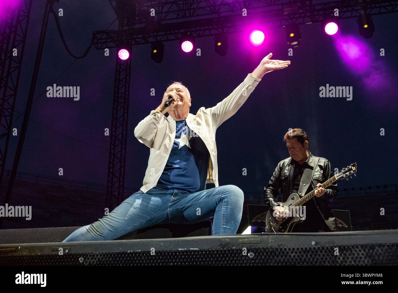 Vérone, Italie. 16 juillet 2025. Simple Minds pendant simple Minds, concert de musique à Vérone, Italie, 15 juillet 2025 crédit : Agence photo indépendante/Alamy Live News Banque D'Images