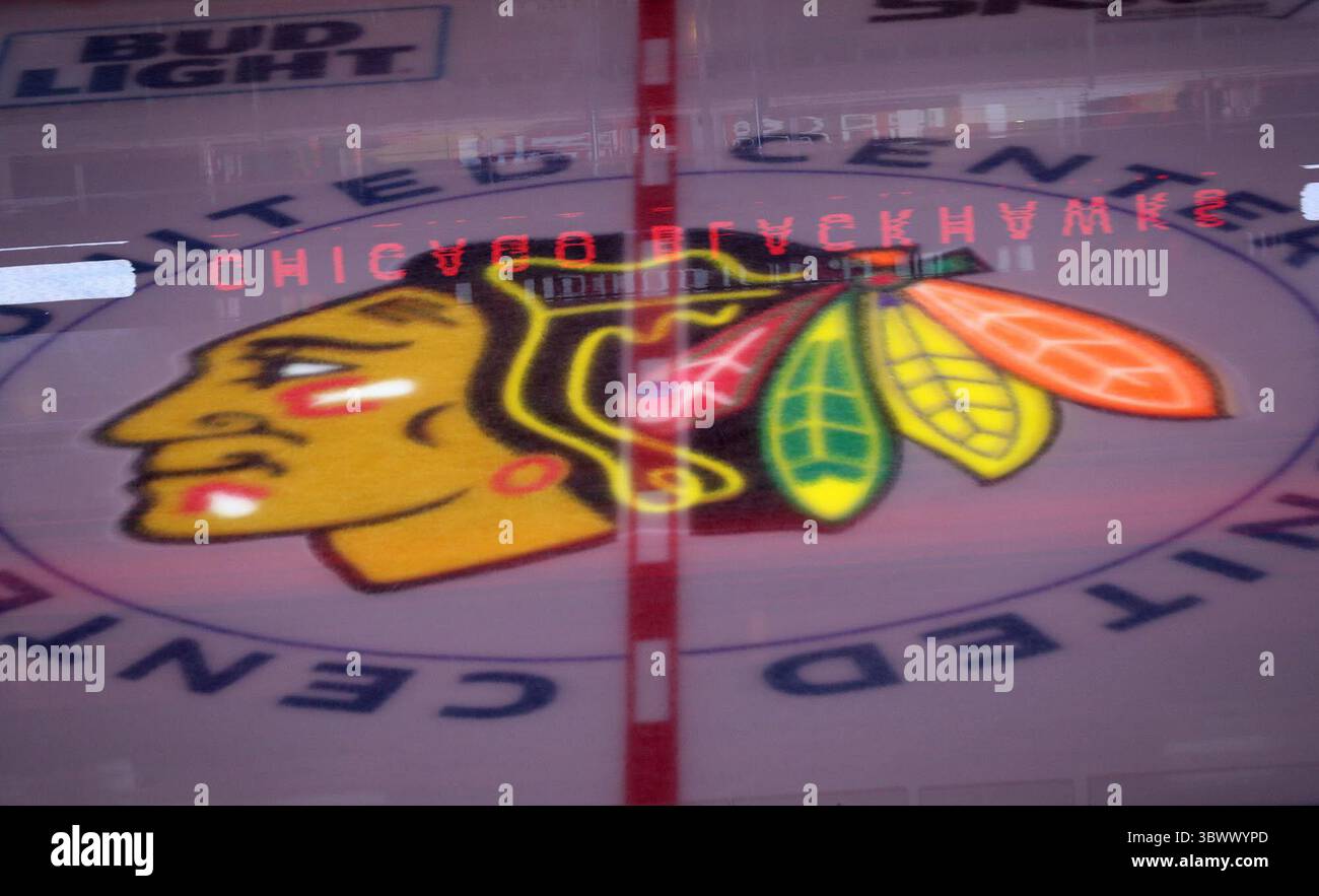 13 mai 2021 : le logo des Blackhawks de Chicago est illuminé avant un match contre les Predators de Nashville le 23 avril 2021 au United Center de Chicago. (Crédit image : © John J. Kim/TNS via ZUMA Press Wire/TNS via ZUMA Press Wire) Banque D'Images