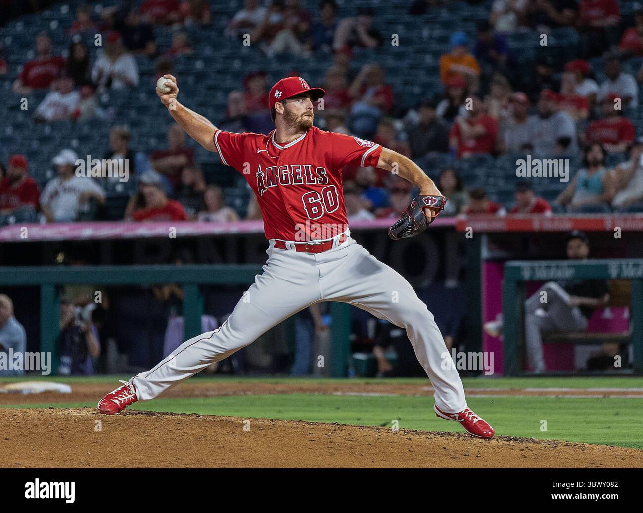 27 juillet 2021, Anaheim, Californie, États-Unis : Pitcher, Andrew Wantz #60 des Angels de Los Angeles lors de leur match de saison régulière MLB avec les Rockies du Colorado le mardi 27 juillet 2021 au Angel Stadium d'Anaheim à Anaheim, en Californie. Les anges perdent face aux Rocheuses, 3-12. DOUGLAS CUELLAR/PI (crédit image : © Prensa Internacional via ZUMA Press Wire) Banque D'Images