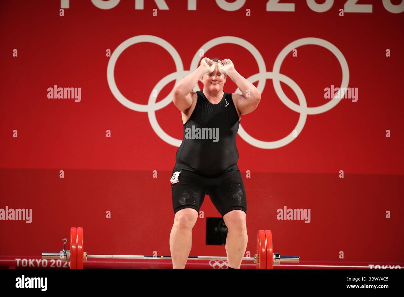2 août 2021, Tokyo, Tokyo, Japon : Laurel HUBBARD, de Nouvelle-Zélande, entre dans l'histoire en devenant la première athlète féminine ouvertement transgenre à concourir aux Jeux olympiques lors de l'haltérophilie féminine +87kg Groupe A au Forum international de Tokyo le 2 août 2021 à Tokyo, Japon (crédit image : © Mickael Chavet via ZUMA Press Wire) Banque D'Images