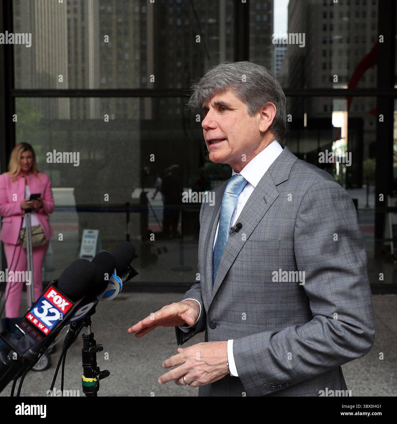 6 août 2021 : L'ancien gouverneur de l'Illinois Rod Blagojevich parle aux journalistes devant le palais de justice américain de Dirksen à Chicago le 2 août 2021. (Crédit image : © Terrence Antonio James/TNS via ZUMA Press Wire/TNS via ZUMA Press Wire) Banque D'Images