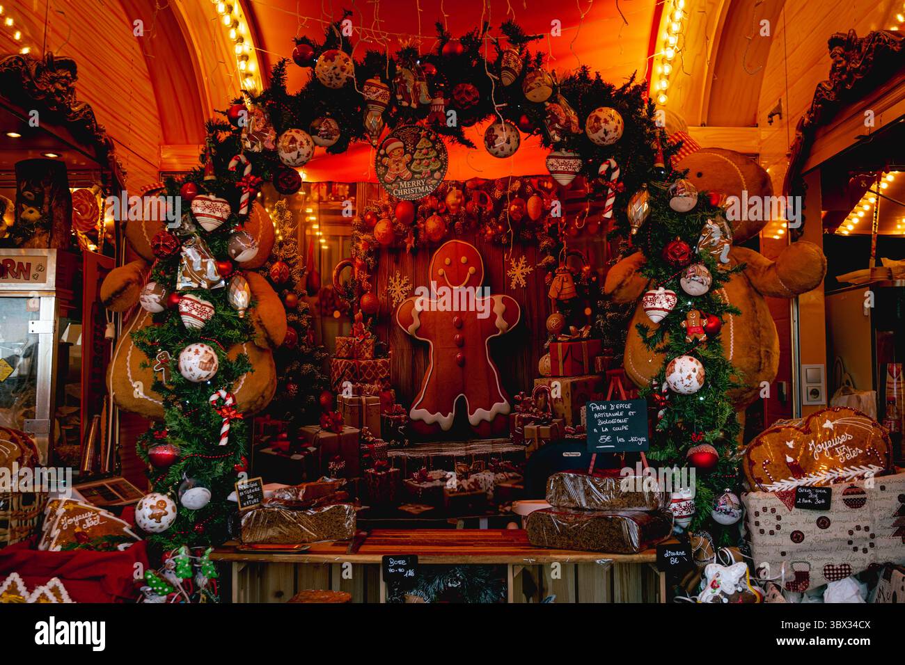 Magasin d'homme en pain d'épices au marché de Noël de Monaco Banque D'Images