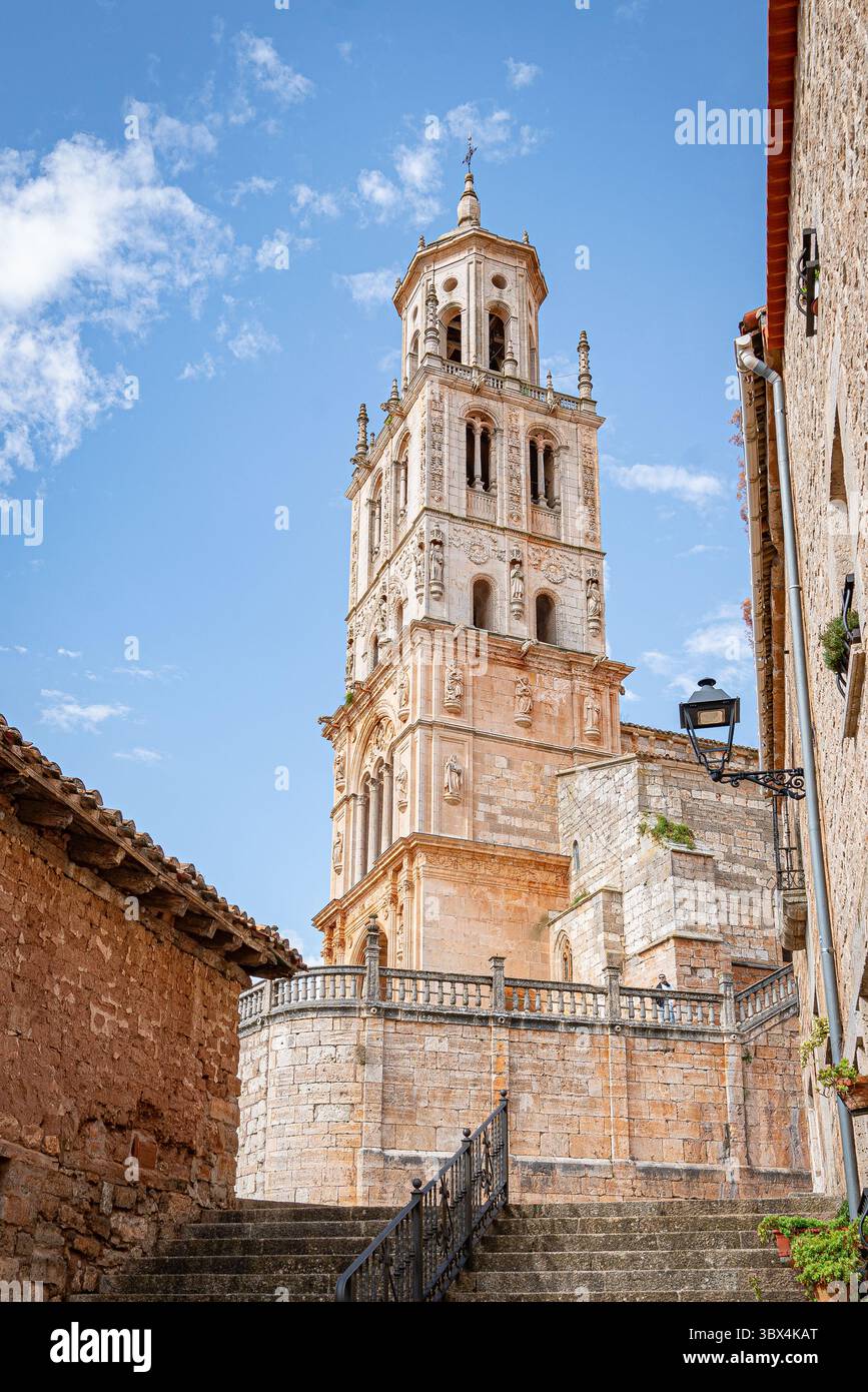 Collégiale de l'Assomption de Santa Maria del Campo. Burgos, Espagne. Banque D'Images