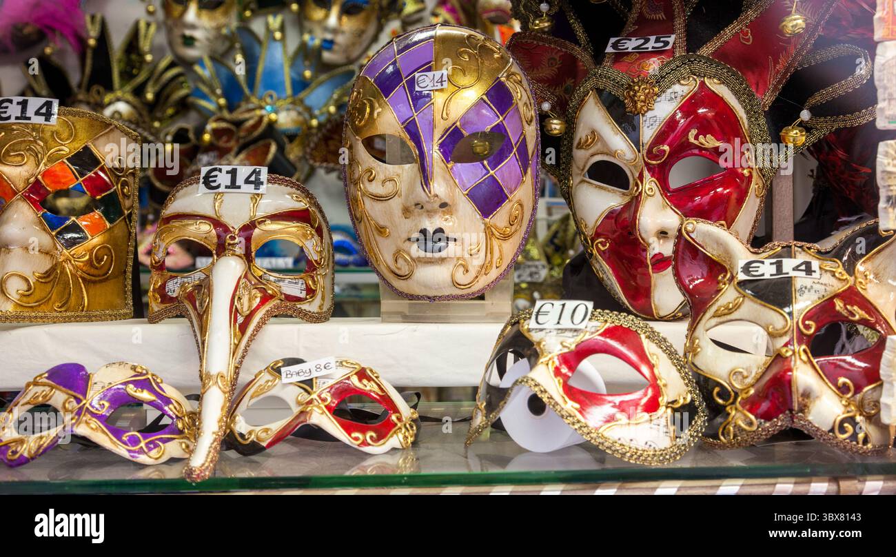 Un objet populaire dans les masques de mascarade Venise. Banque D'Images