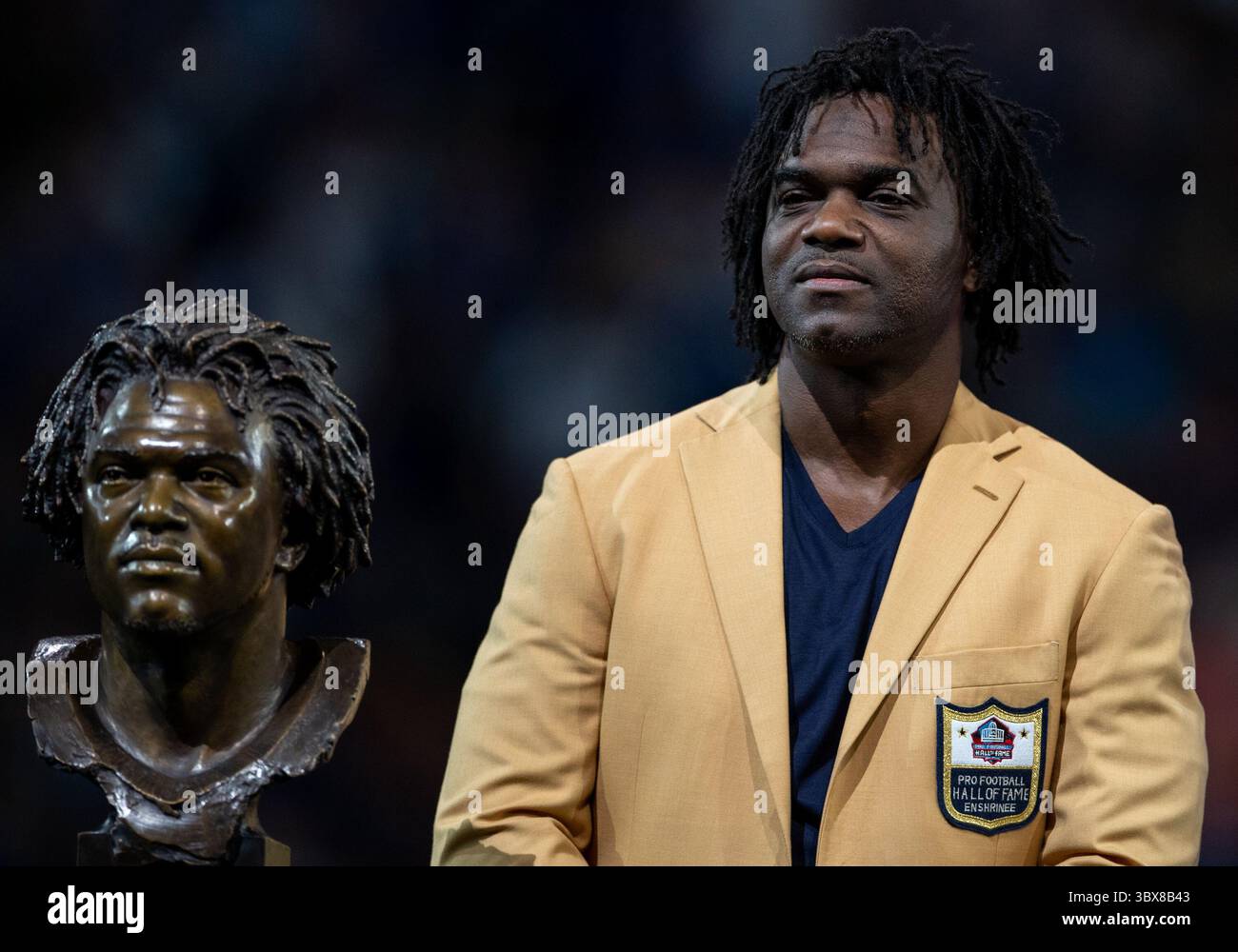19 septembre 2021 : Edgerrin James lors de la cérémonie de ring du Hall of Fame de la mi-temps entre les Rams de Los Angeles et les Colts d'Indianapolis au Lucas Oil Stadium à Indianapolis, Indiana. Los Angeles a battu Indianapolis 27-24. John Mersits/CSM.(image de crédit : © ; John Mersits/CSM via ZUMA Wire) Banque D'Images