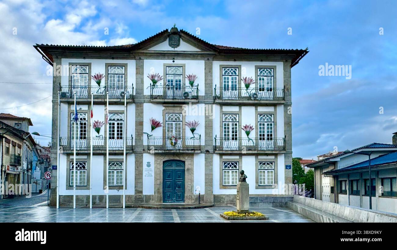 Camara mairie ou mairie d'Oliveira de Azeméis Portugal - Image de stock capturée avec un smartphone