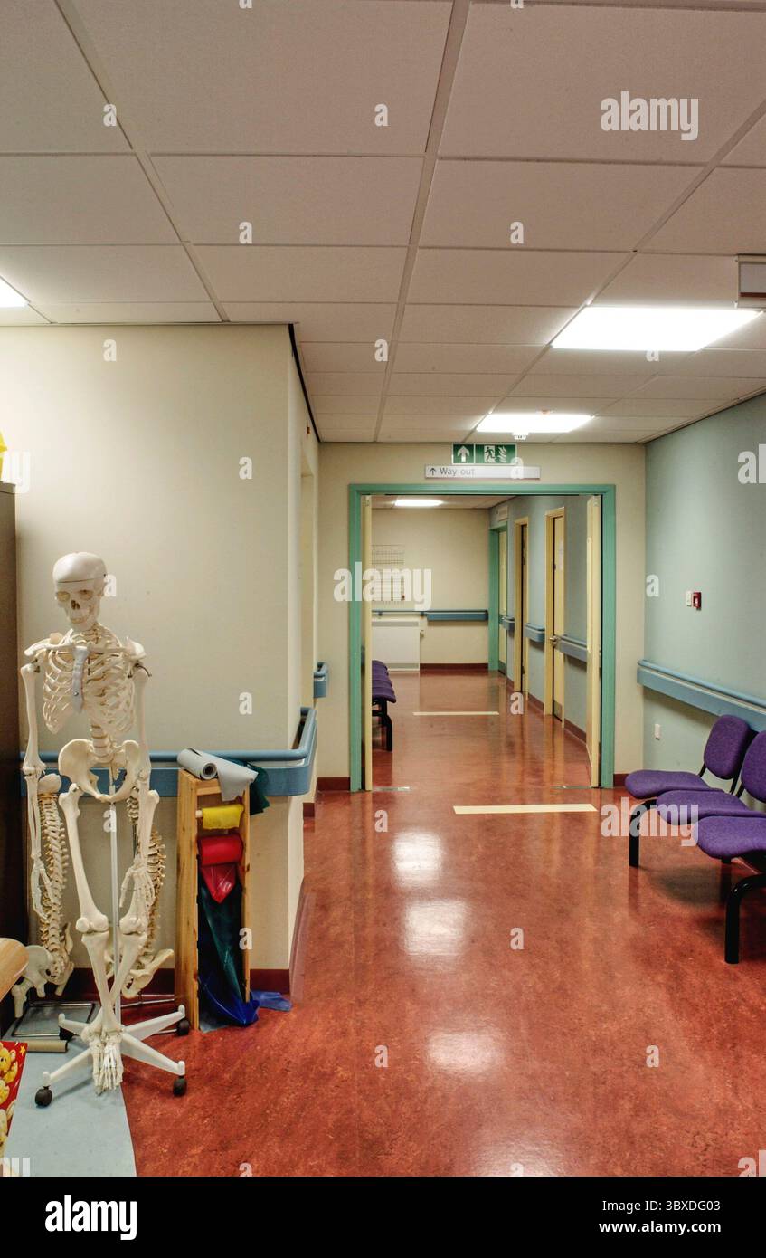 Nom de fichier : DSC 0025.TIF taille du fichier : 16.9MB (17769126 bytes) date de prise : 24, Dec 2001 11 :45 :59 taille de l'image : 3008 x 1960 pixels résolution : 300 x 300 dpi profondeur bit : 8 bits/Channel attribut de protection : Off ID appareil photo : N/A appareil photo : NIKON D1X mode qualité : HI (RVB non compressé) mode de mesure : Matrix mode d'exposition : priorité vitesse d'obturation lumière : pas de focale : 20,0 mm vitesse d'obturation : 1,0 secondes ouverture : F18.0 compensation de l'exposition : 0,0 EV Balance des blancs : objectif fluorescent : 20 mm F2.8 Flash Sync mode : N/A différence d'exposition : 0,0 EV flexible Program : No Sensit Banque D'Images