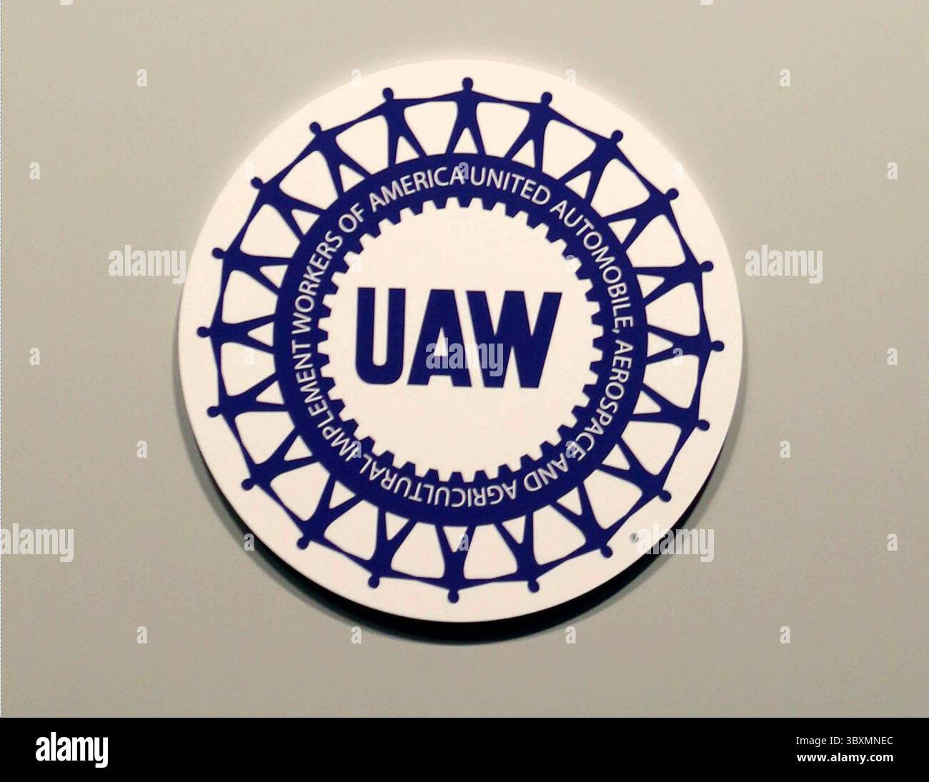 12 avril 2021, États-Unis : le logo de l'UAW. (Crédit image : © Jessica J. Trevino/TNS via ZUMA Press Wire/TNS via ZUMA Press Wire) Banque D'Images