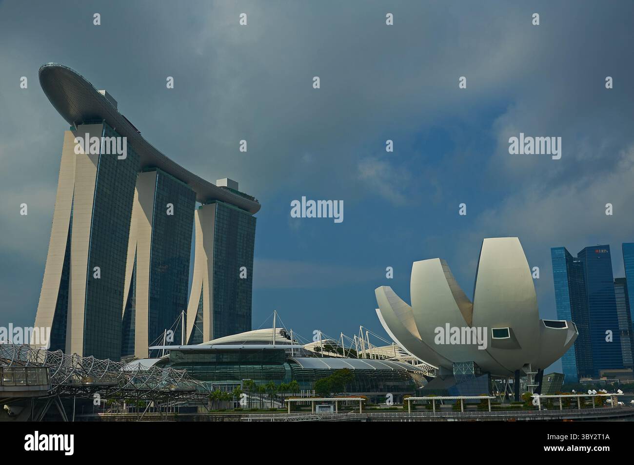 Marina Bay Sands et Art Science Museum à Singapour Banque D'Images