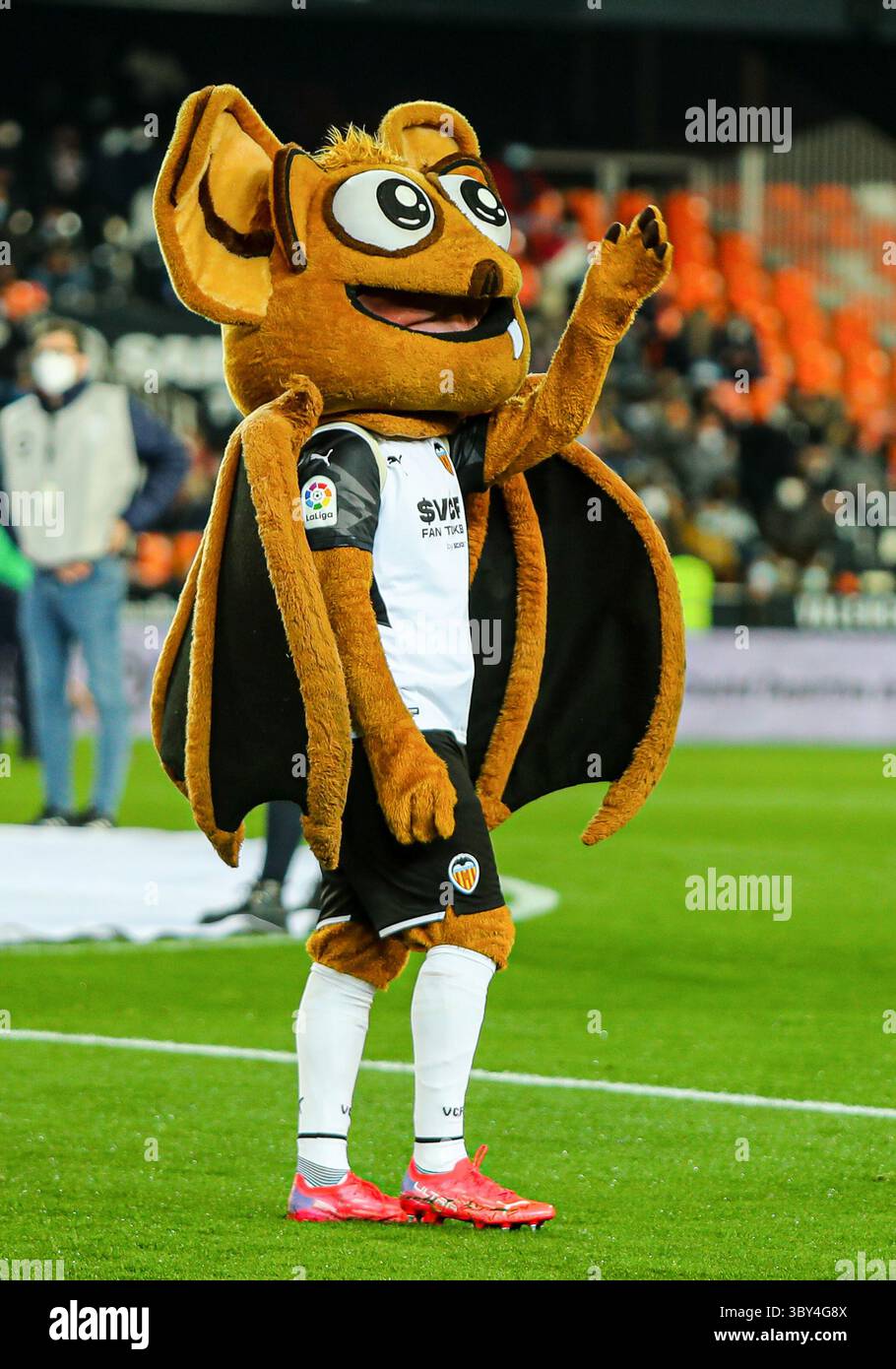 19 janvier 2022, VALENCE, VALENCE, ESPAGNE : mascotte de Valence lors du match de Santander League entre Valencia CF et Sevilla FC au stade Mestalla le 19 janvier 2022, à Valence, Espagne. (Crédit image : © Ivan Terron/AFP7 via ZUMA Press Wire) Banque D'Images