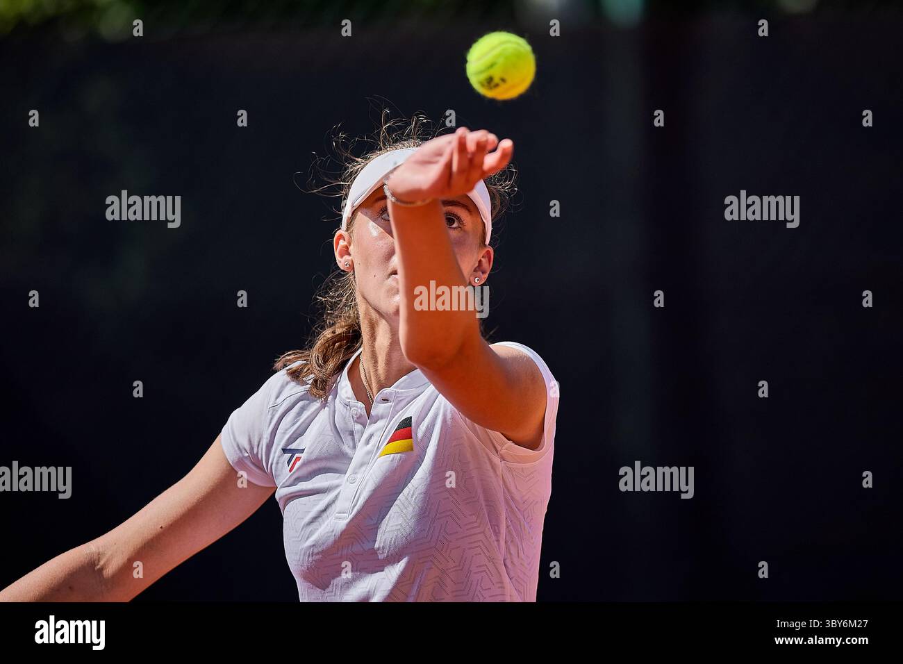 Hambourg, Hambourg, Allemagne. 19 juillet 2025. Francesca Parcelli d'Allemagne sert à Vladislava Lescinska de Lettonie lors des coupes d'été Tennis Europe 2025 - Girls Tennis, 19.7,2025, Hambourg (Tennis am Rothenbaum), Allemagne, Foto : Mathias Schulz (crédit image : © Mathias Schulz/ZUMA Press Wire) USAGE ÉDITORIAL SEULEMENT ! Non destiné à UN USAGE commercial ! Banque D'Images